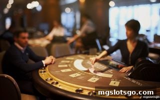mg电子真人游戏心态修炼：从PG老虎机到推牌九的理性娱乐之道