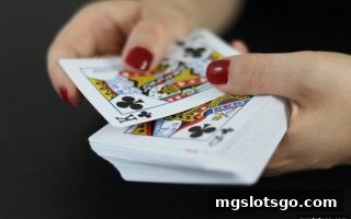 mg电子平台上的炸金花纸牌游戏：玩法演变与红利机制全解析